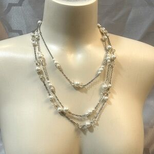 Women’s long multiwear chain faux pearl  necklaces. Excellent condition.